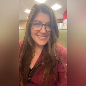 Meet your Posher, Cassandra